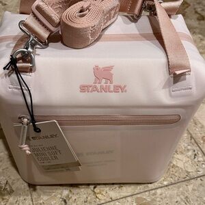 Stanley mini Julienne 7.4qt soft Cooler bag in Blush light pink, new with strap